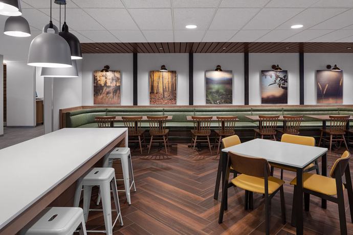 Imagen del bar/restaurante del Hotel Fairfield Inn and Suites by Marriott Hailey Sun Valley. Foto 3