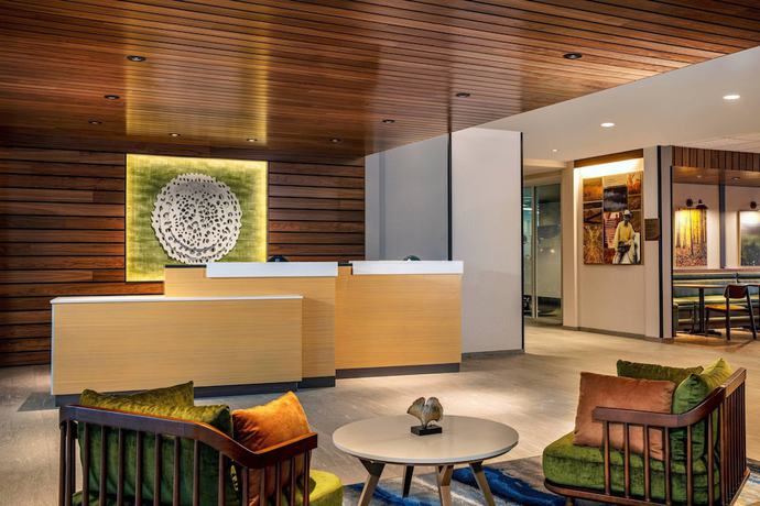 Imagen de los interiores del Hotel Fairfield Inn and Suites by Marriott Harrisburg West/Mechanicsburg. Foto 14