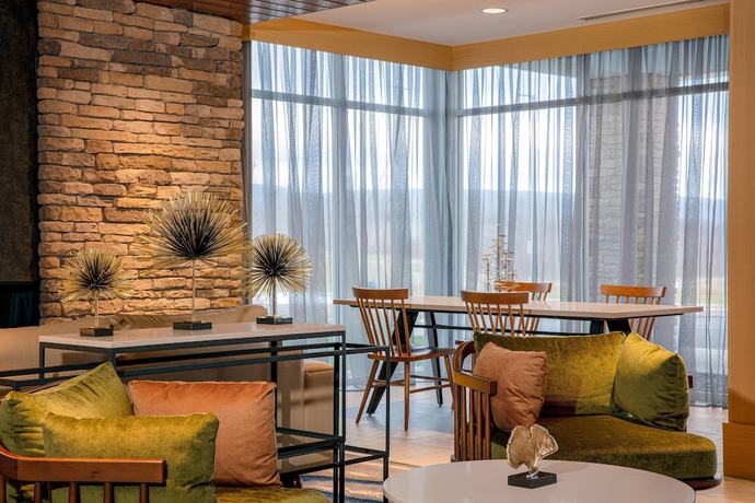 Imagen de los interiores del Hotel Fairfield Inn and Suites by Marriott Harrisburg West/Mechanicsburg. Foto 18