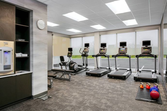 Imagen de los interiores del Hotel Fairfield Inn and Suites by Marriott Harrisburg West/Mechanicsburg. Foto 19