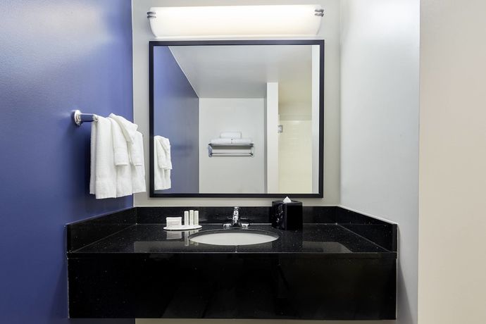 Imagen de la habitación del Hotel Fairfield Inn and Suites by Marriott Indianapolis Downtown. Foto 10