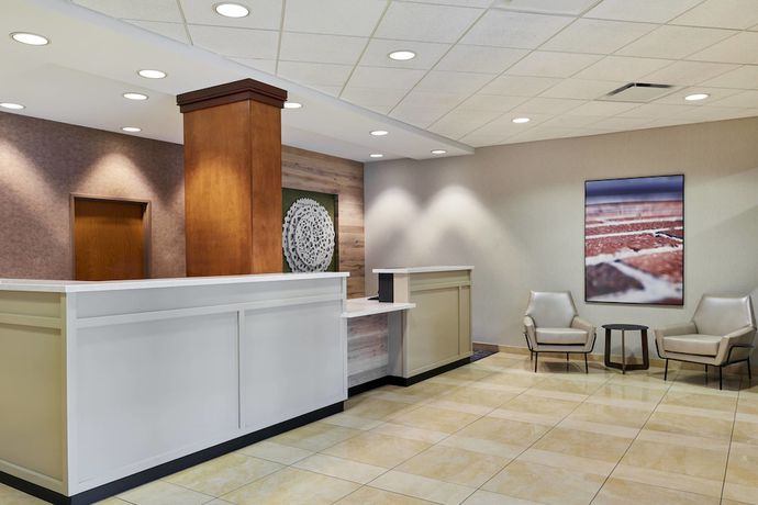 Imagen de los interiores del Hotel Fairfield Inn and Suites by Marriott Indianapolis Downtown. Foto 18