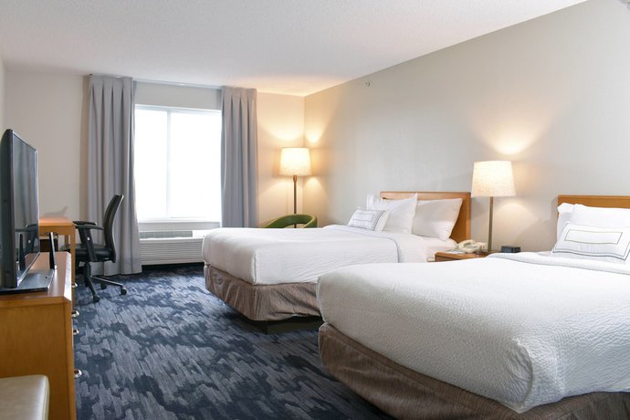 Imagen de la habitación del Hotel Fairfield Inn and Suites by Marriott Indianapolis East. Foto 5