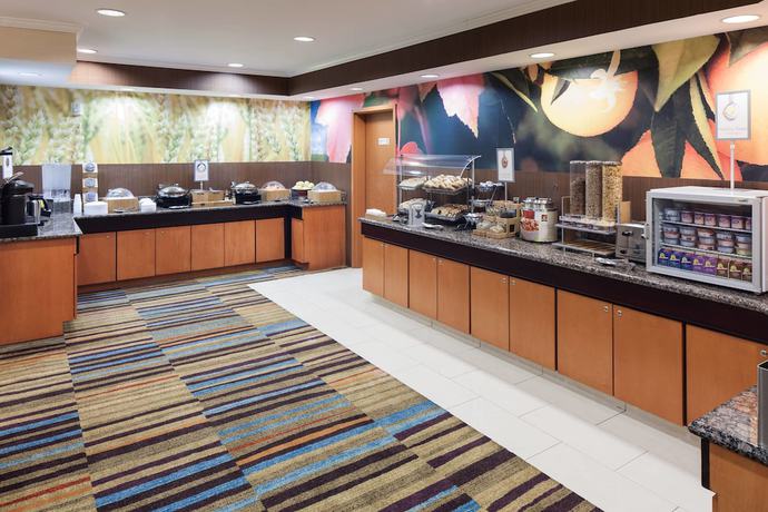 Imagen de los interiores del Hotel Fairfield Inn and Suites by Marriott Jacksonville Butler Blvd. Foto 7