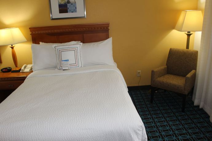 Imagen de la habitación del Hotel Fairfield Inn and Suites by Marriott Kansas City Liberty. Foto 10