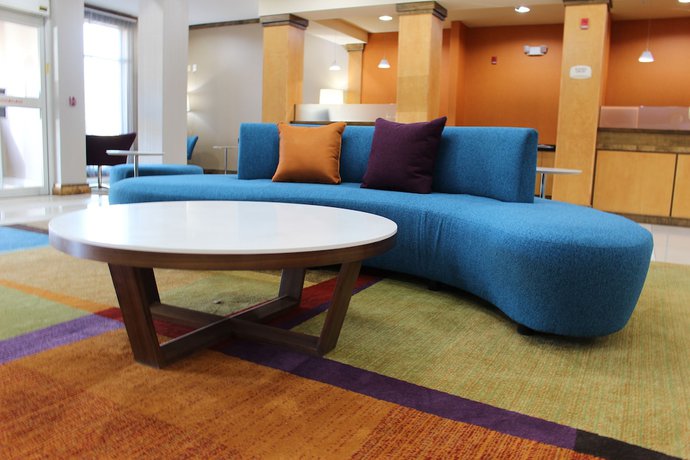 Imagen de los interiores del Hotel Fairfield Inn and Suites by Marriott Kansas City Liberty. Foto 18