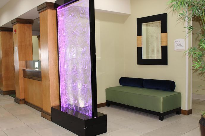 Imagen de los interiores del Hotel Fairfield Inn and Suites by Marriott Kansas City Liberty. Foto 19