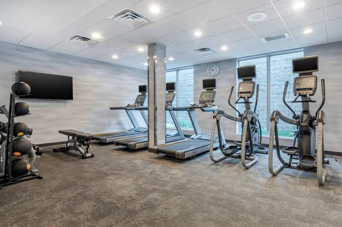 Imagen de los interiores del Hotel Fairfield Inn and Suites by Marriott Kansas City Shawnee. Foto 10