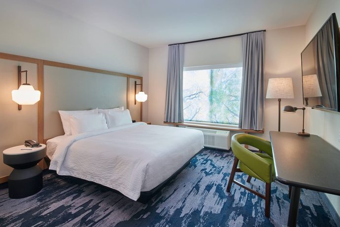 Imagen de la habitación del Hotel Fairfield Inn and Suites by Marriott Louisville Jeffersonville. Foto 10