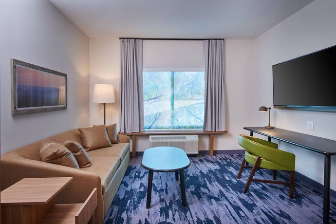 Imagen de la habitación del Hotel Fairfield Inn and Suites by Marriott Louisville Jeffersonville. Foto 12