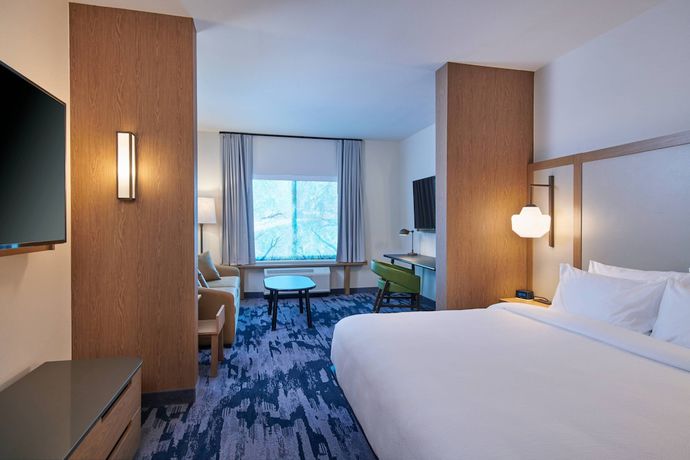 Imagen de la habitación del Hotel Fairfield Inn and Suites by Marriott Louisville Jeffersonville. Foto 14