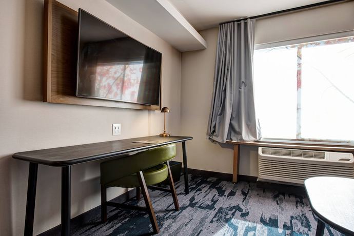 Imagen de la habitación del Hotel Fairfield Inn and Suites by Marriott Minneapolis North. Foto 8