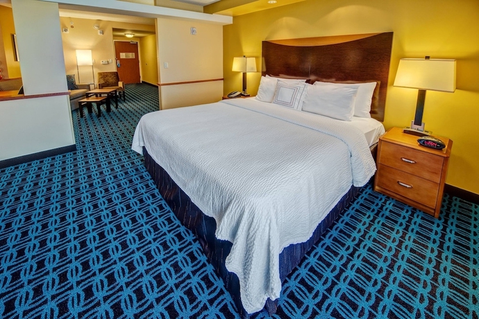 Imagen de la habitación del Hotel Fairfield Inn and Suites by Marriott Naples. Foto 2