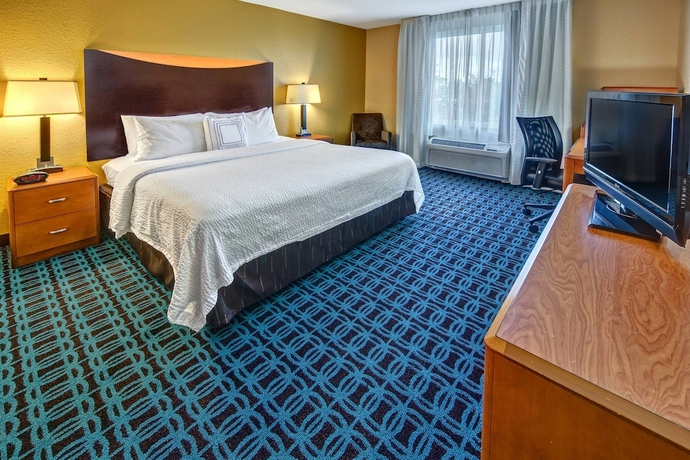 Imagen de la habitación del Hotel Fairfield Inn and Suites by Marriott Naples. Foto 3