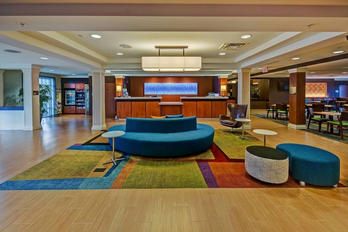 Imagen de los interiores del Hotel Fairfield Inn and Suites by Marriott Naples. Foto 15
