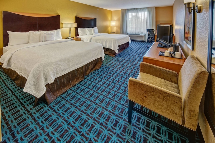Imagen de la habitación del Hotel Fairfield Inn and Suites by Marriott Naples. Foto 7