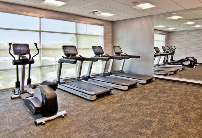Imagen de los interiores del Hotel Fairfield Inn and Suites by Marriott Nashville Airport. Foto 14