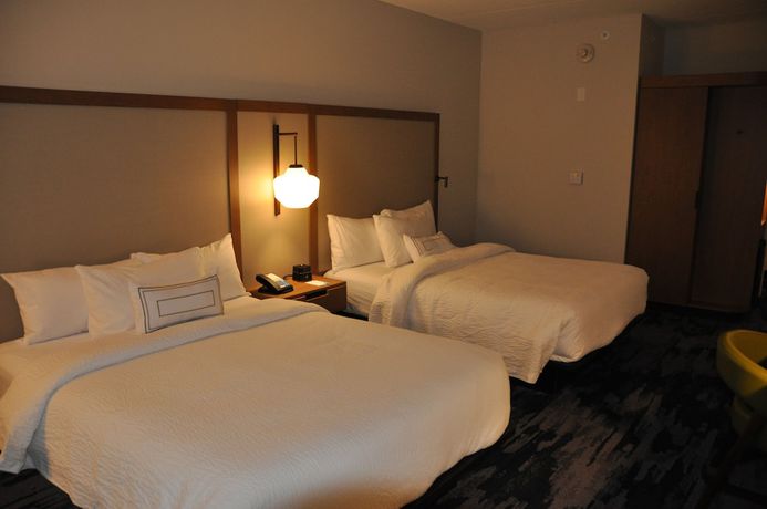 Imagen de la habitación del Hotel Fairfield Inn and Suites by Marriott Nashville Airport. Foto 10