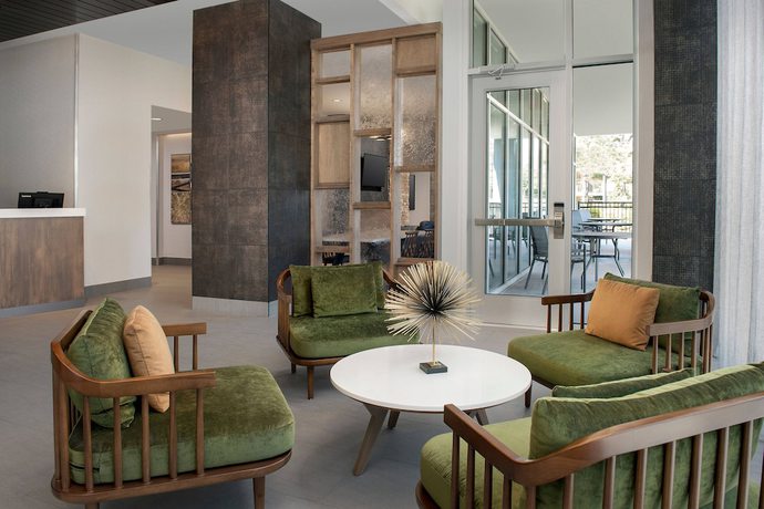 Imagen de los interiores del Hotel Fairfield Inn and Suites by Marriott Nashville near Vanderbilt. Foto 16
