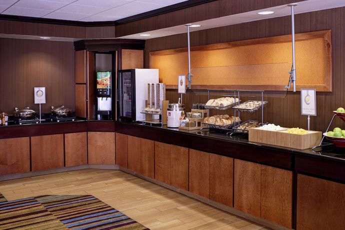 Imagen del bar/restaurante del Hotel Fairfield Inn and Suites by Marriott New Buffalo. Foto 6