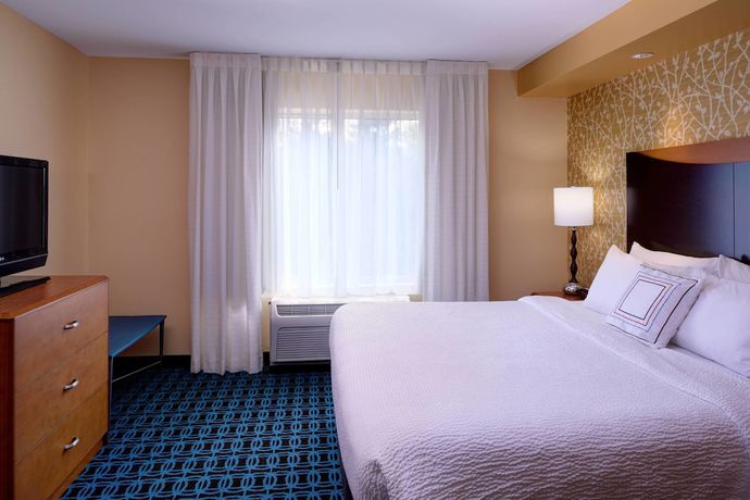 Imagen de la habitación del Hotel Fairfield Inn and Suites by Marriott New Buffalo. Foto 11