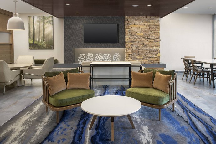 Imagen de los interiores del Hotel Fairfield Inn and Suites by Marriott New Orleans Metairie. Foto 18