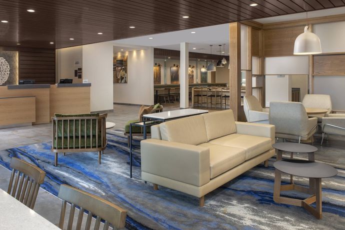 Imagen de los interiores del Hotel Fairfield Inn and Suites by Marriott New Orleans Metairie. Foto 20