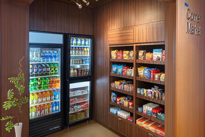 Imagen del bar/restaurante del Hotel Fairfield Inn and Suites by Marriott North Bergen. Foto 5