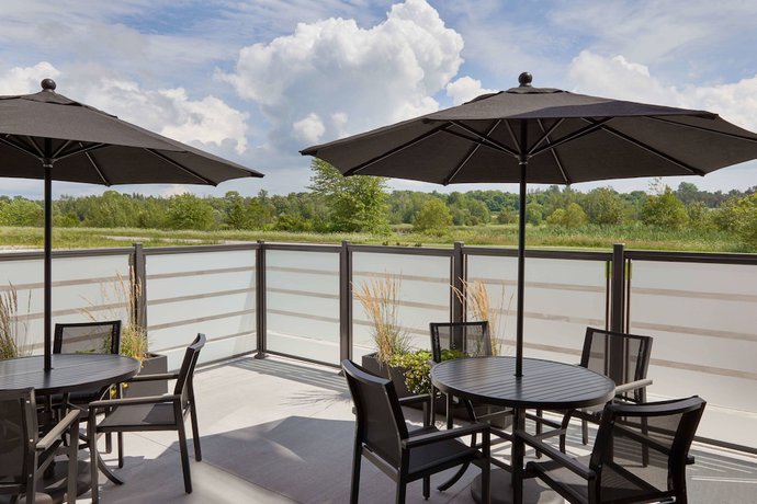 Imagen de la habitación del Hotel Fairfield Inn and Suites by Marriott Orillia. Foto 5