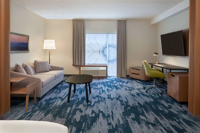 Imagen de la habitación del Hotel Fairfield Inn and Suites by Marriott Orillia. Foto 10