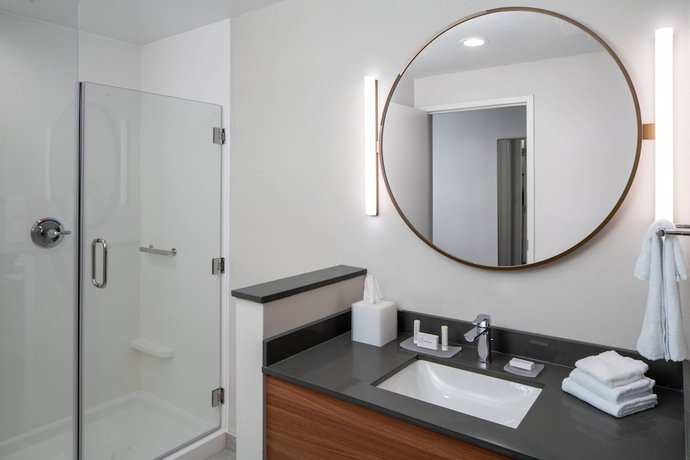 Imagen de la habitación del Hotel Fairfield Inn and Suites by Marriott Pensacola West I-10. Foto 7