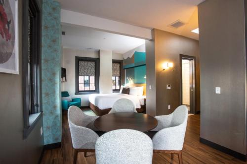 Imagen de la habitación del Hotel Fairfield Inn and Suites by Marriott Philadelphia Downtown/Center City. Foto 16