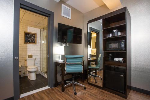 Imagen de la habitación del Hotel Fairfield Inn and Suites by Marriott Philadelphia Downtown/Center City. Foto 17