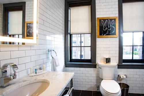 Imagen de la habitación del Hotel Fairfield Inn and Suites by Marriott Philadelphia Downtown/Center City. Foto 18