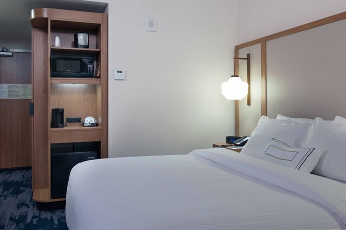 Imagen de la habitación del Hotel Fairfield Inn and Suites by Marriott Pittsburgh Downtown. Foto 14