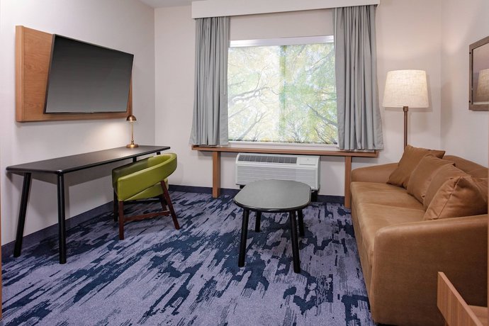 Imagen de la habitación del Hotel Fairfield Inn and Suites by Marriott Queensbury Glens Falls/Lake George Area. Foto 17