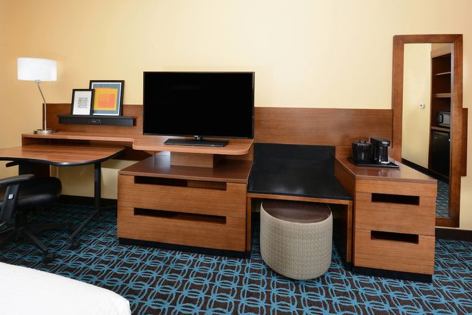 Imagen de la habitación del Hotel Fairfield Inn and Suites by Marriott Raleigh Capital Blvd./I-540. Foto 6