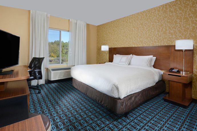 Imagen de la habitación del Hotel Fairfield Inn and Suites by Marriott Raleigh Capital Blvd./I-540. Foto 7