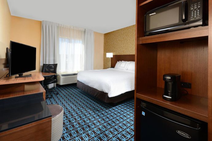 Imagen de la habitación del Hotel Fairfield Inn and Suites by Marriott Raleigh Capital Blvd./I-540. Foto 16