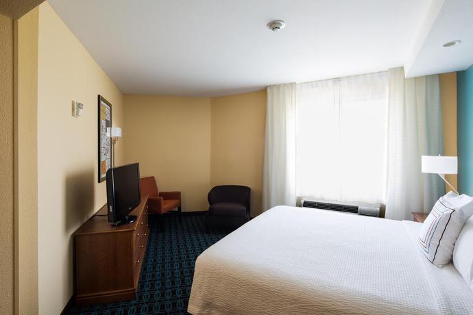 Imagen de la habitación del Hotel Fairfield Inn and Suites by Marriott Rancho Cordova. Foto 4