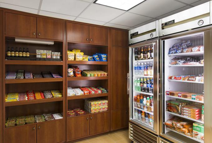 Imagen de los interiores del Hotel Fairfield Inn and Suites by Marriott Rancho Cordova. Foto 10