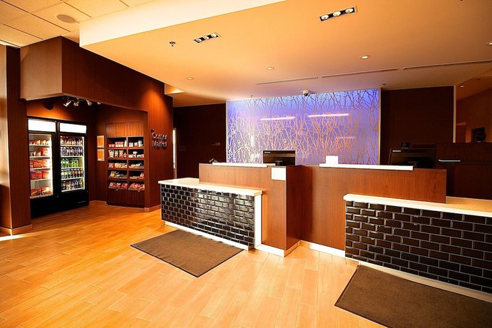 Imagen de los interiores del Hotel Fairfield Inn and Suites by Marriott Regina. Foto 18
