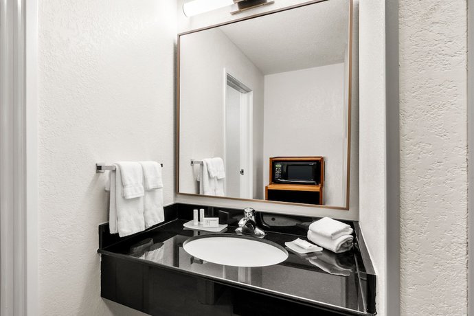 Imagen de la habitación del Hotel Fairfield Inn and Suites by Marriott San Antonio Market Square. Foto 9