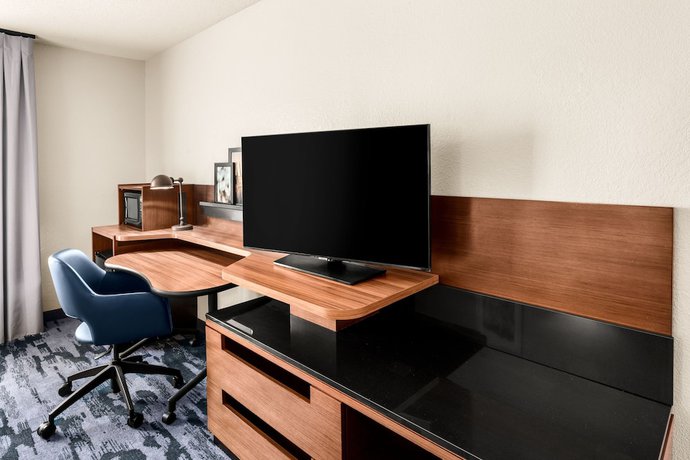Imagen de la habitación del Hotel Fairfield Inn and Suites by Marriott San Antonio Market Square. Foto 11