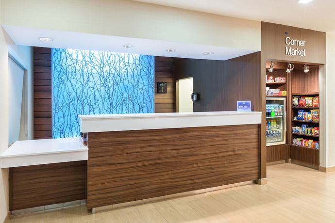 Imagen de los interiores del Hotel Fairfield Inn and Suites by Marriott San Antonio Market Square. Foto 20