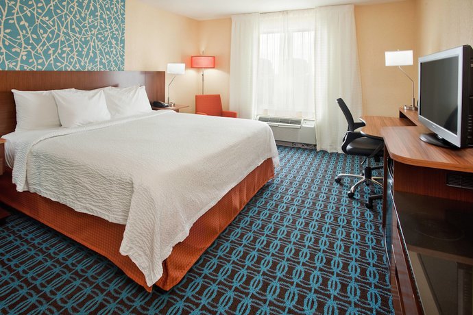 Imagen de la habitación del Hotel Fairfield Inn and Suites by Marriott San Antonio Market Square. Foto 14