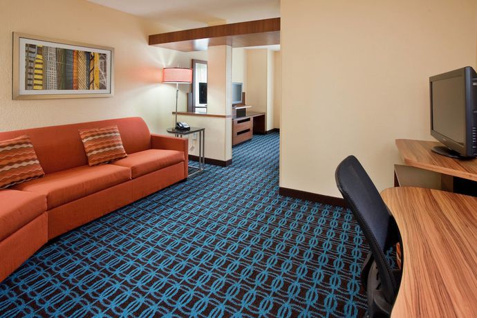 Imagen de la habitación del Hotel Fairfield Inn and Suites by Marriott San Antonio Market Square. Foto 17