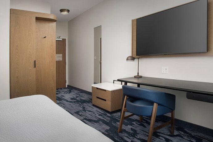 Imagen de la habitación del Hotel Fairfield Inn and Suites by Marriott Santa Rosa Rohnert Park. Foto 3