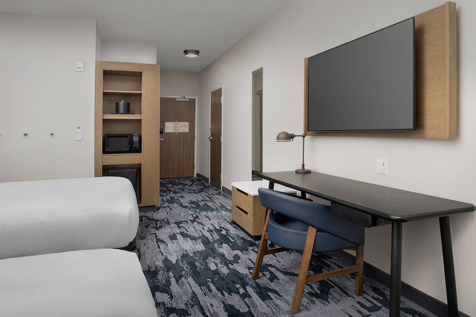 Imagen de la habitación del Hotel Fairfield Inn and Suites by Marriott Santa Rosa Rohnert Park. Foto 5