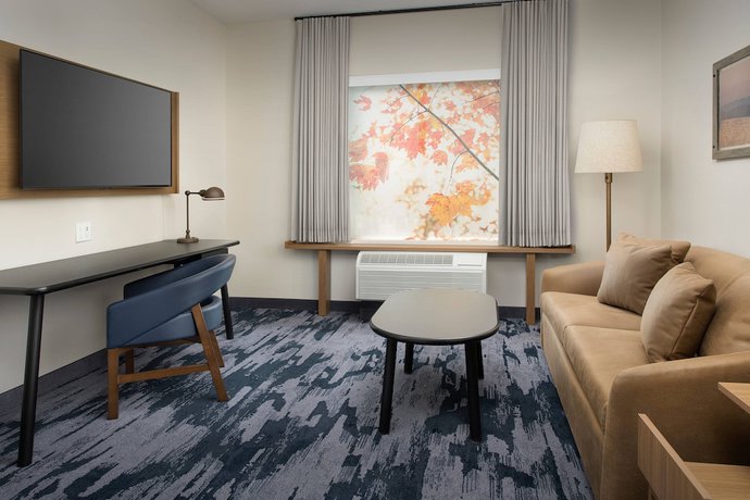 Imagen de la habitación del Hotel Fairfield Inn and Suites by Marriott Santa Rosa Rohnert Park. Foto 7